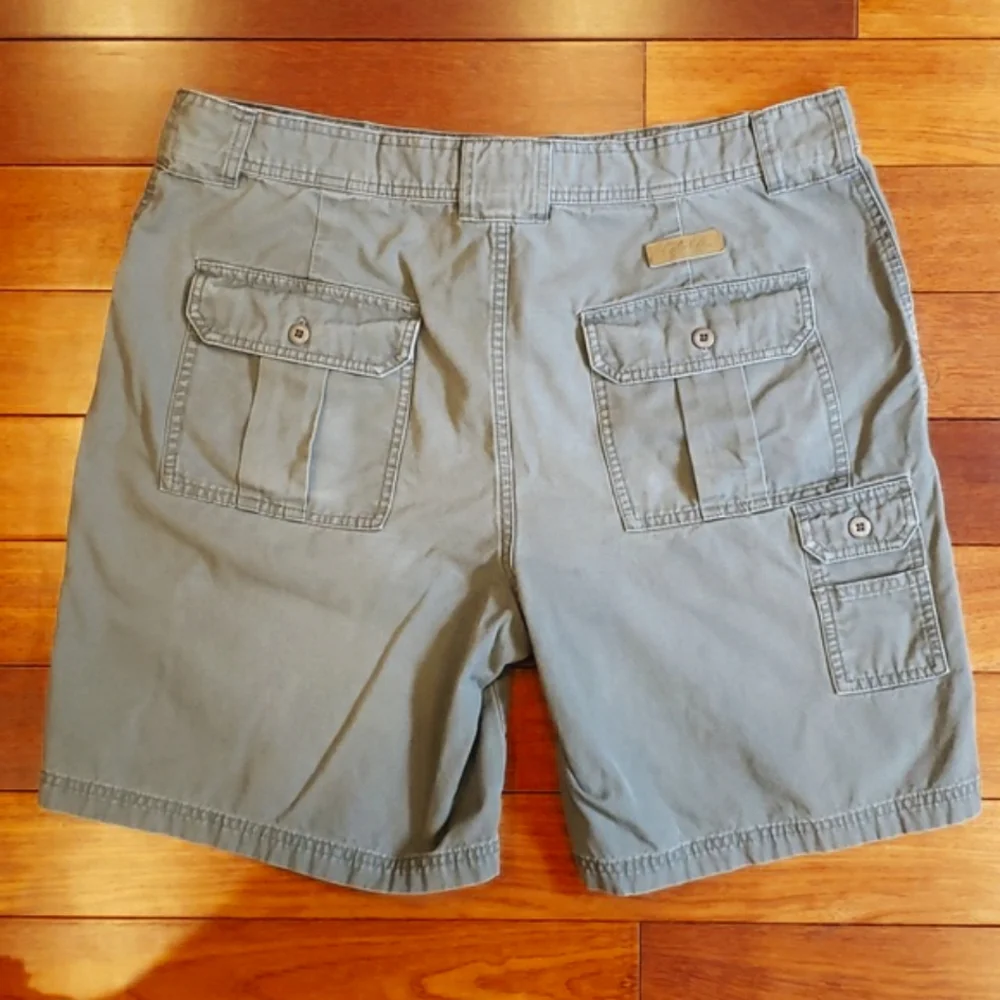 Cabela's men's cargo shorts. 38 waist. Light greyish green.